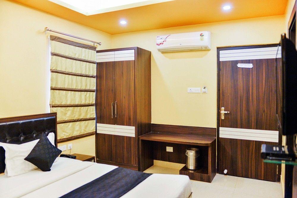 Hotel Janki International By Keymagics Varanasi Exterior foto