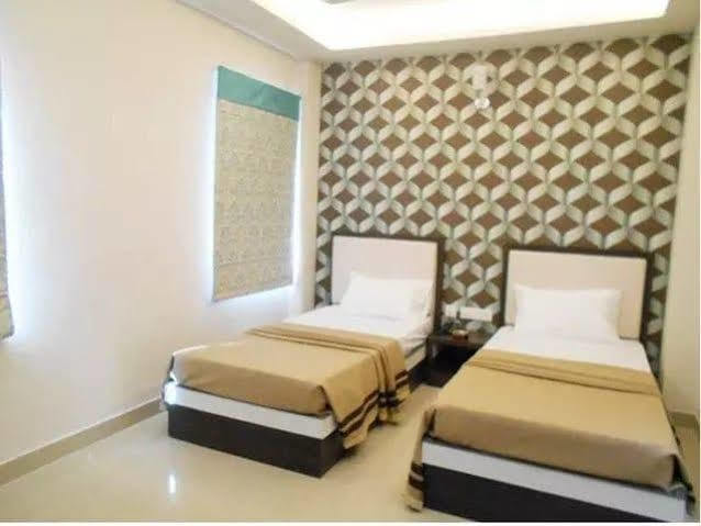 Hotel Janki International By Keymagics Varanasi Exterior foto